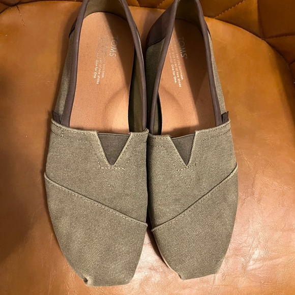 Toms Olive Washed Men Sz 11 Canvas/Trim Classic Slip On Loafers Casual Classic - Picture 3 of 6